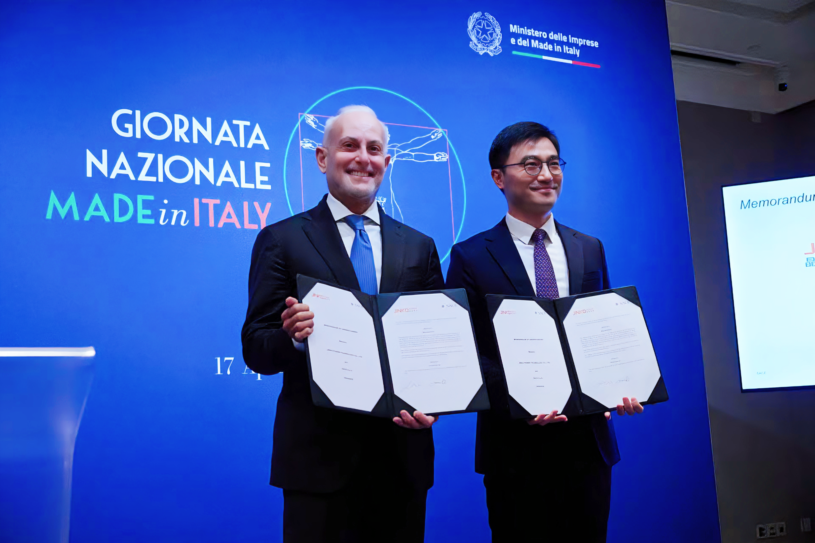 晶科科技与意大利出口信用保险公司签署战略谅解备忘录，助力在意清洁能源投资