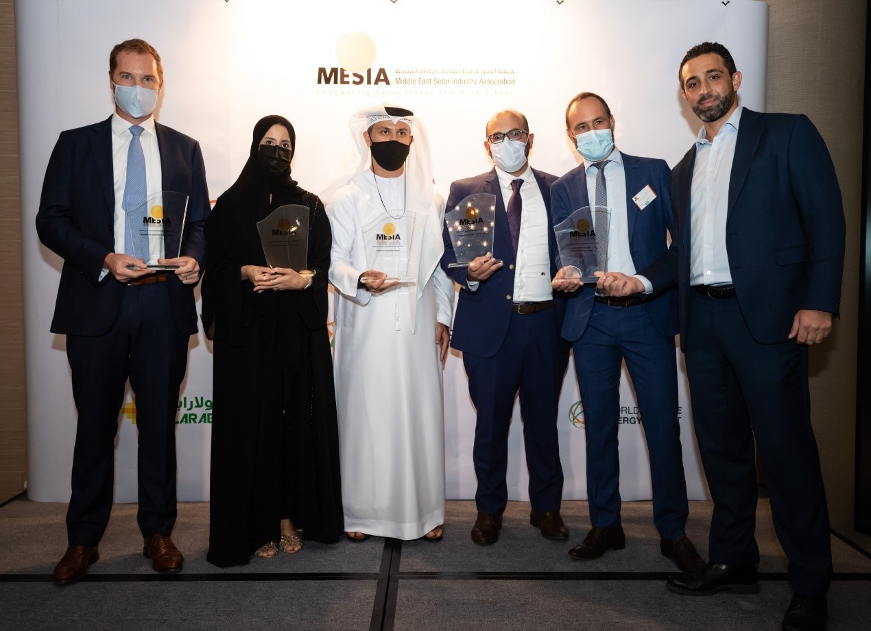 晶科科技Al Dhafra光伏项目荣获MESIA年度大奖